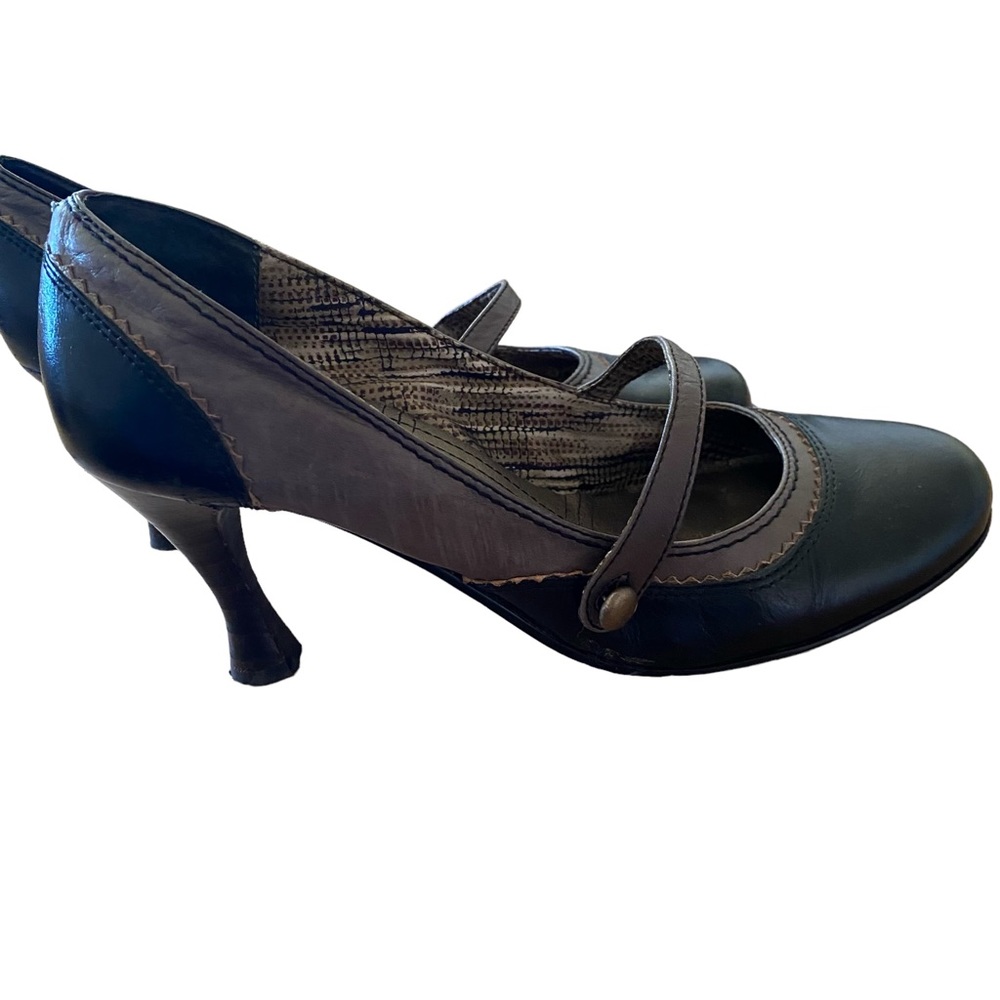 Bobbi Blu Donna Mary Jane Black & Pewter Leather Size 10 EUC - Picture 2 of 9